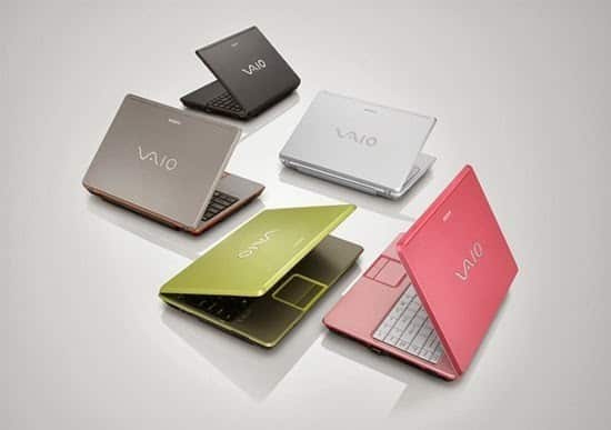 Un'immagine delle specifiche e dei prezzi dei vari computer portatili attualmente disponibili per l'anno 2020 | SONYVAIO
