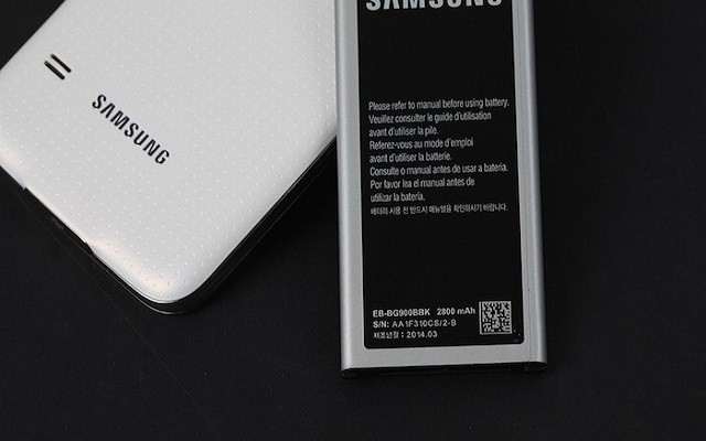 Imagem do que fazer antes de comprar qualquer telefone usado em quatro passos | morcego.
