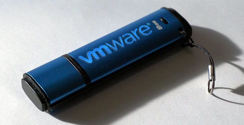 VMware で USB ドライブから起動する方法の画像 | vmware-ブート-USB