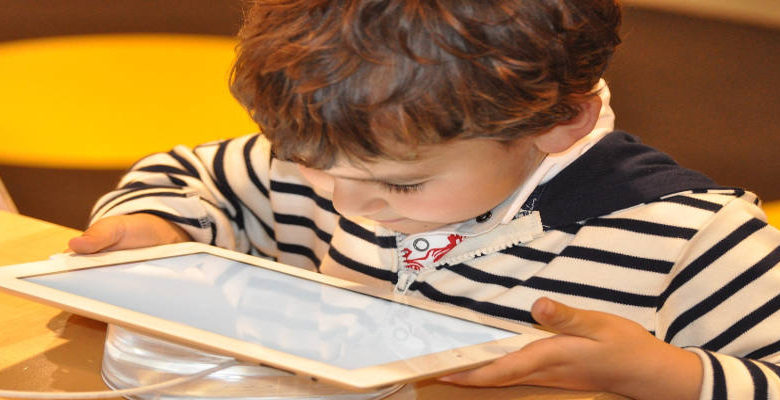 Immagine di Cosa devi sapere prima di acquistare un giocattolo intelligente per i tuoi bambini | smart-toy-00-in primo piano-1