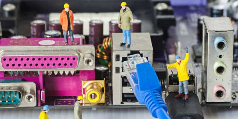 如何在 Windows 中使用 LAN 電纜連接兩台電腦的圖片 | lan-cable-featured