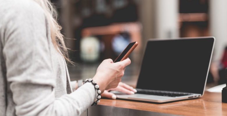 Immagine di Come utilizzare lo strumento Benessere digitale di YouTube per monitorare il tempo trascorso davanti allo schermo | youtube-benessere-immagine-in-evidenza-1