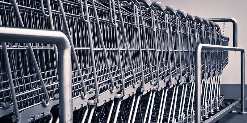 Immagine di Walmart che crea carrelli della spesa intelligenti per spiarti | news-walmart-carrello-della-spesa-in primo piano
