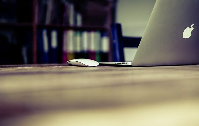 Immagine di Come ruotare i file PDF e salvare le modifiche gratuitamente | ufficio-581131_640