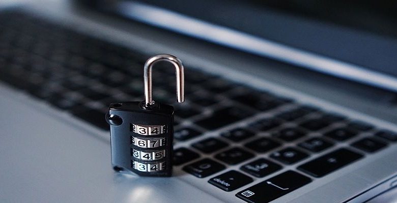 Immagine di Come gestire l'avviso "Non sicuro" su Google Chrome | In evidenza-Non-Sicurezza-Blocca-Browser-Chrome