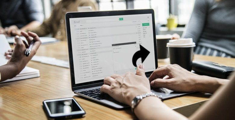 Immagine di Come inoltrare più email contemporaneamente in Gmail utilizzando Chrome | inoltra-e-mail-in primo piano