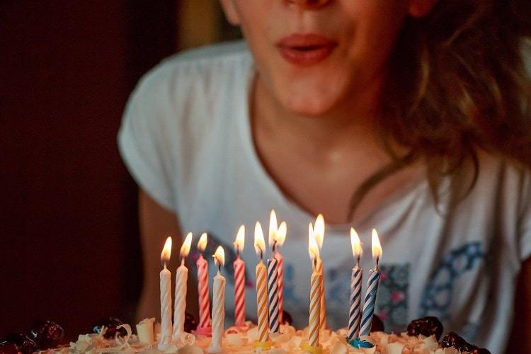 Photo des 7 meilleures applications de rappel d'anniversaire pour les amis et la famille pour les plateformes Android et iOS | Applications de rappel d'anniversaire