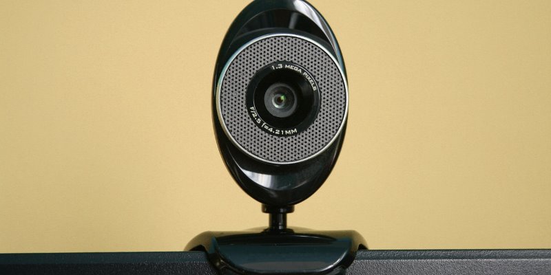 根據報道,微軟正在為 Windows 和 Xbox 開發 4K 網路攝影機圖片 | Microsoft-Webcams-Featured