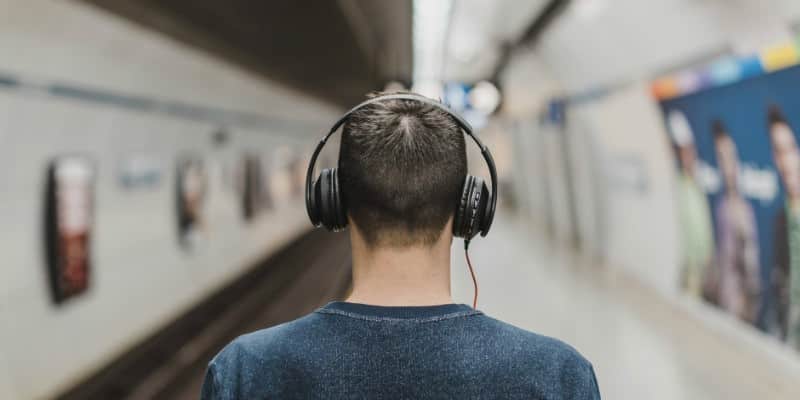 Android için mevcut en iyi ücretsiz podcast uygulamalarının resmi | podcast özelliği