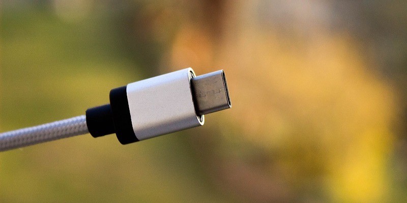 L'immagine di USB 4 implementerà le specifiche di velocità di Thunderbolt 3 | news-usb4-thunderbolt3-in evidenza