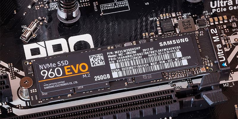 Bild von Was Sie über NVMe-SSDs wissen müssen | Was ist eine NVME-SSD-M-2-Laufwerksverbindung?