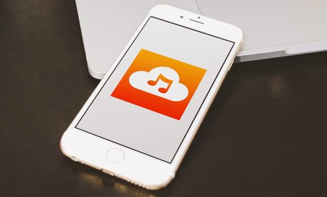 Obraz pokazujący, jak udostępniać muzykę z Androida na iPhone’a bez iTunes | feat-5