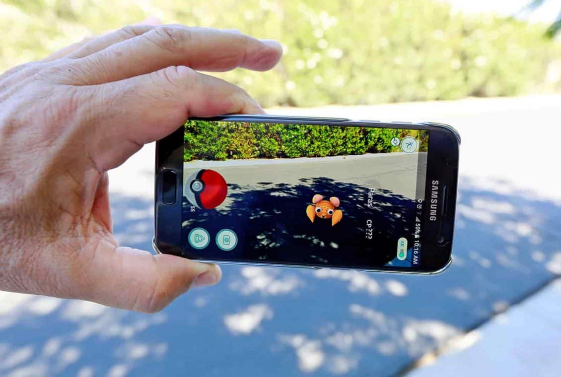 Obraz pokazujący, jak grać w Pokemon Go bez ruszania się z miejsca na iPhonie | RTSHFZ8-ed-min-DzTechs