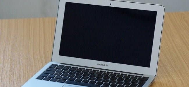 macOS가 켜지지 않을 때 해야 할 일 이미지 | macbook-wont-turn-on.jpg.pagespeed.ce_.tTVf4mp72V-min-DzTechs