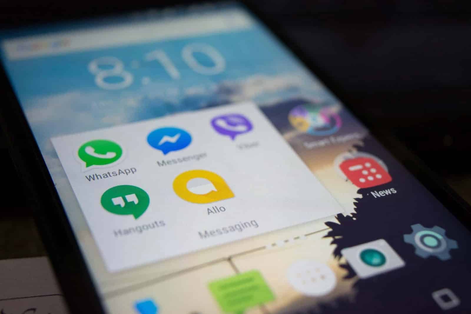 Obraz najlepszych aplikacji do przesyłania wiadomości typu „wszystko w jednym” na Androida i iOS | 1_7x58OAMV12uBaTZkQR-QYw-min-DzTechs