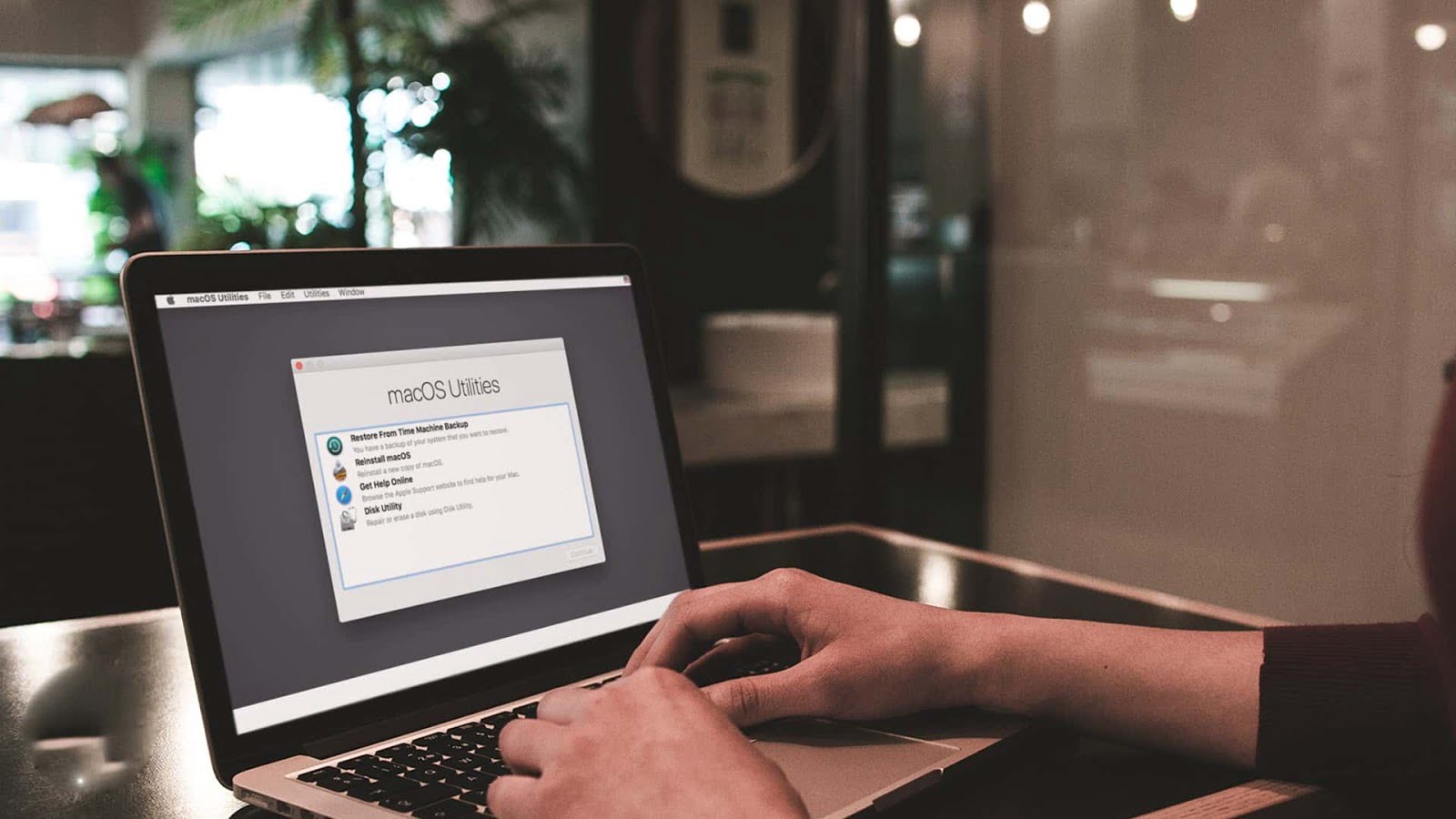 Image des raisons pour lesquelles vous souhaiterez peut-être réinstaller macOS et comment le faire | Comment-réinitialiser-le-vieux-Mac-avant-de-le-vendre-min-DzTechs