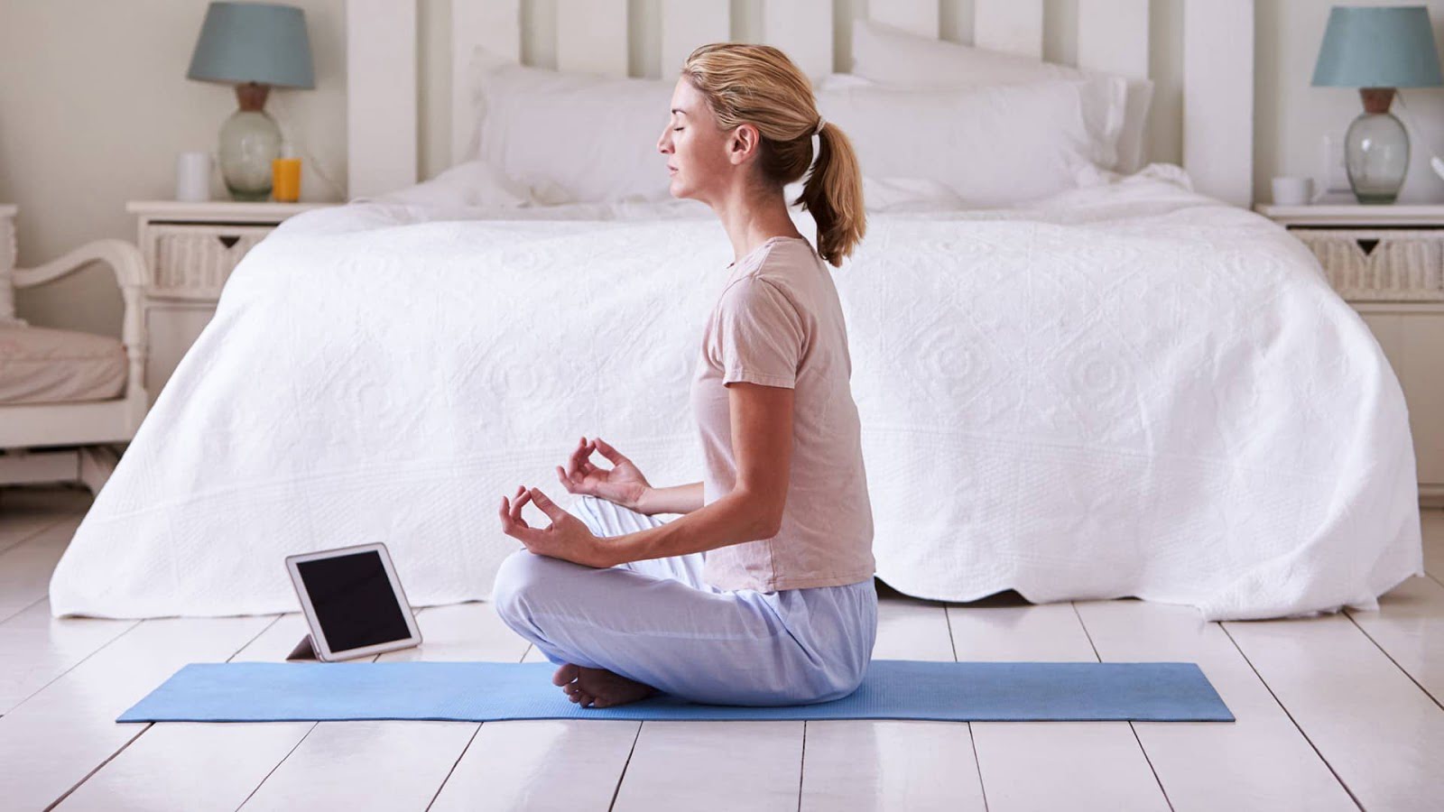 Stres ve kaygının üstesinden gelmek için en iyi meditasyon ve rahatlama uygulamalarının görüntüsü | feature_image_meditation1-lSIucTfs-DzTechs