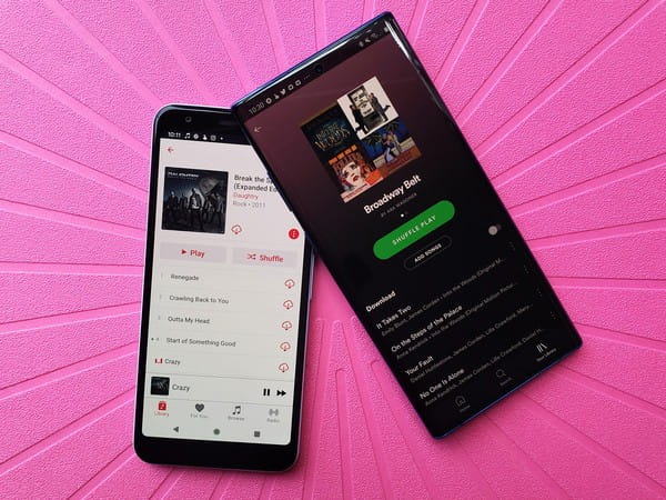 Imagen de las mejores aplicaciones de sincronización de música para transmitir música a múltiples dispositivos | apple_music_spotify_library_overlapping_pink-cI67MKfs-DzTechs