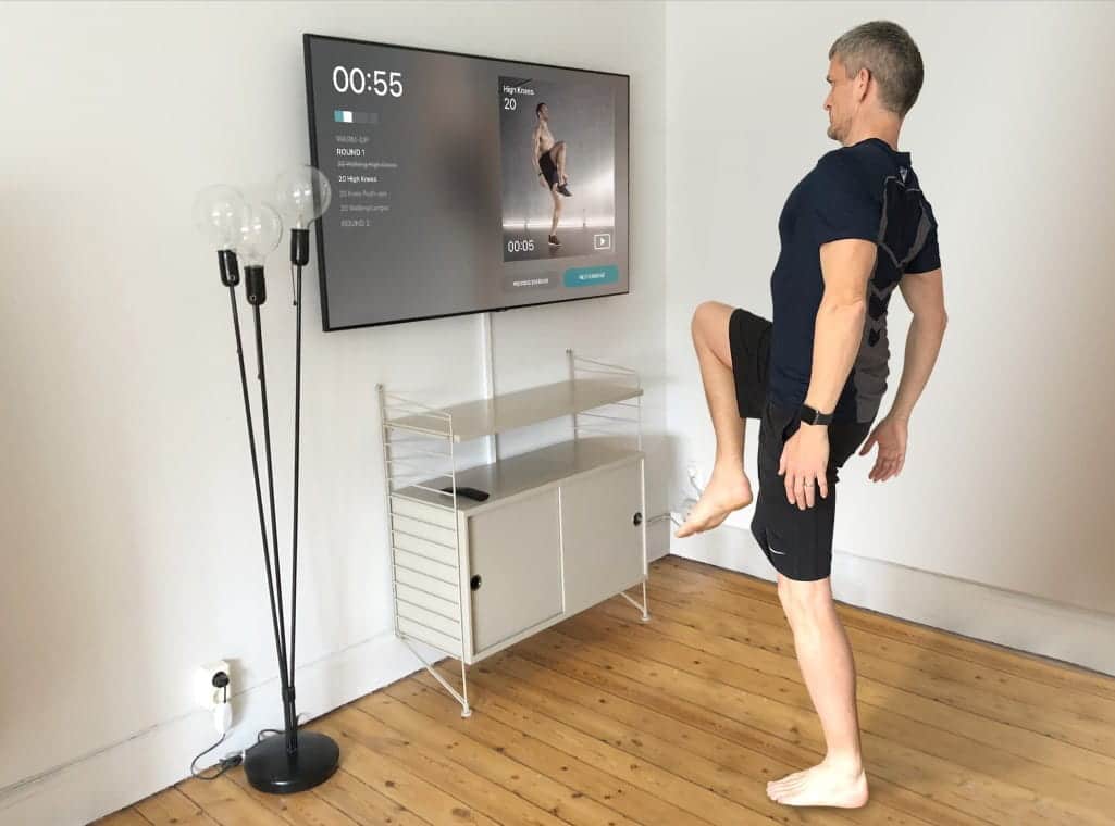 Image de Soyez en parfaite forme avec les meilleures applications d'entraînement pour Apple TV | tv_home_workout-uIil1Xfs-DzTechs
