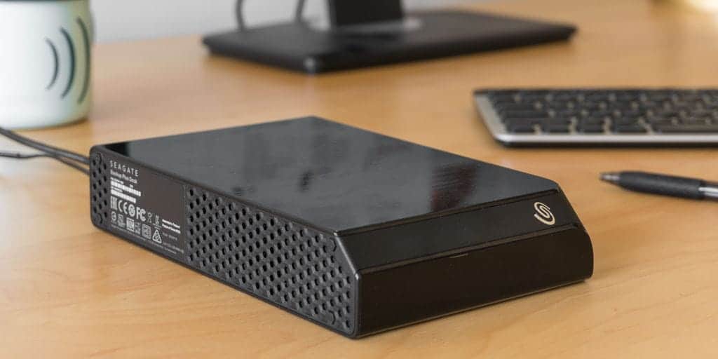 外部ドライブを WD NAS にバックアップする正しい方法の画像 | howtobackup_top_2x1_lowres1024_00748-zmjz8Mfs-DzTechs