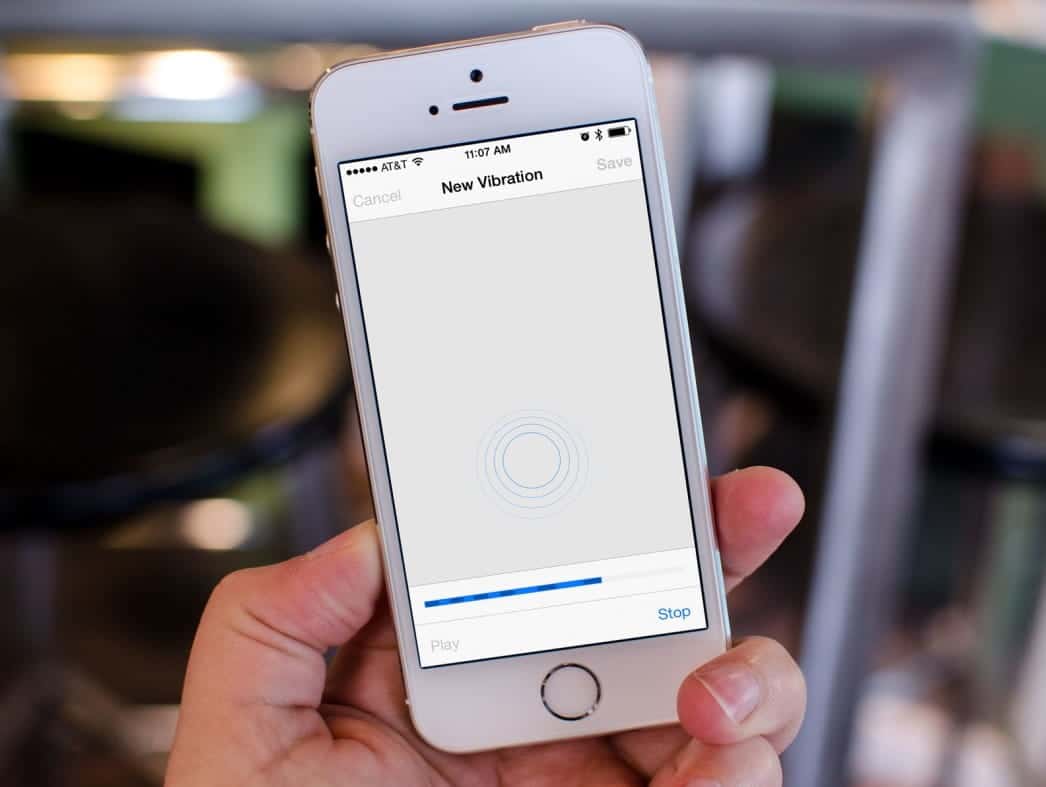 如何在 iPhone 上建立自訂震動模式?圖 | 震動模式_iphone_5s_hero-Wsnvuags-DzTechs