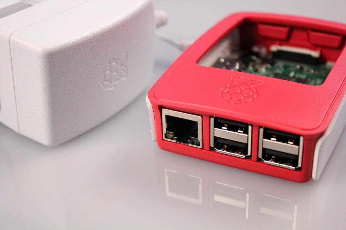 Imagem dos melhores sistemas operacionais que podem rodar no Raspberry Pi | pi3_9897-0d2jXPfs-DzTechs