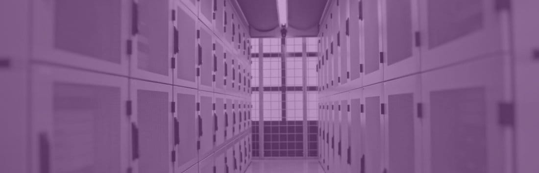Obraz najbardziej niezawodnych usług SMTP do obsługi poczty | datacenter_purple_blur-4i4JAfgs-DzTechs