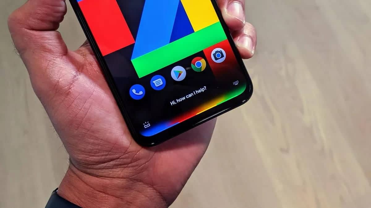 如何使用 Google Assistant 新增生日提醒的圖片 | google_assistant_pixel_4-6BG0ghgs-DzTechs