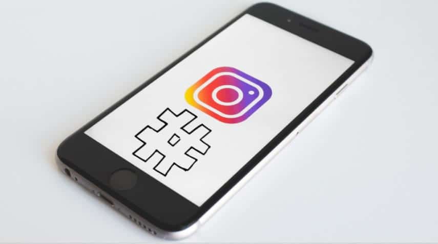 Obraz najlepszych aplikacji z hashtagami dla Instagrama na urządzeniach z systemem iOS i Android | instagram_on_iphone-K9Gx3ggs-DzTechs