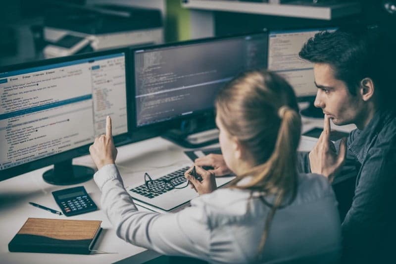 Obrazek „Czy powinieneś zostać programistą?” Testy predyspozycji programistycznych, które pomogą Ci podjąć decyzję | 1-CluZdH-XzoZ6dlUxjkgEg-DzTechs