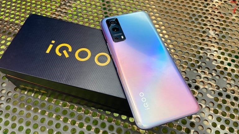 Immagine di alcuni motivi per aggiornare il tuo smartphone nel nuovo anno | 1TtqyLe1STK0mKLCWPurLTw-DzTechs