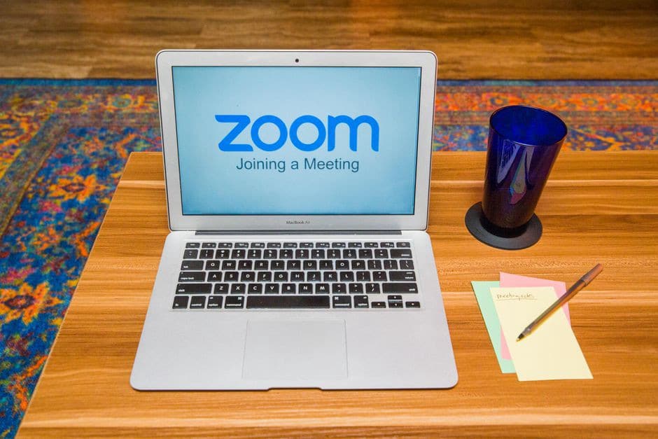 Immagine per Come prendere appunti durante le riunioni Zoom come un professionista | 1tQoCbJU1pApwNM1h6QwmhA-DzTechs