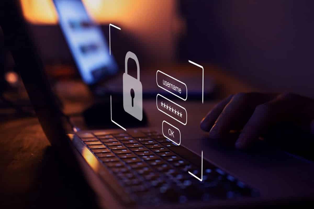 Imagem de O que é um sistema de gerenciamento de identidade e acesso (IAM)? 1YMBGiD9Mkfbn0-q6Fq9zLA-DzTechs