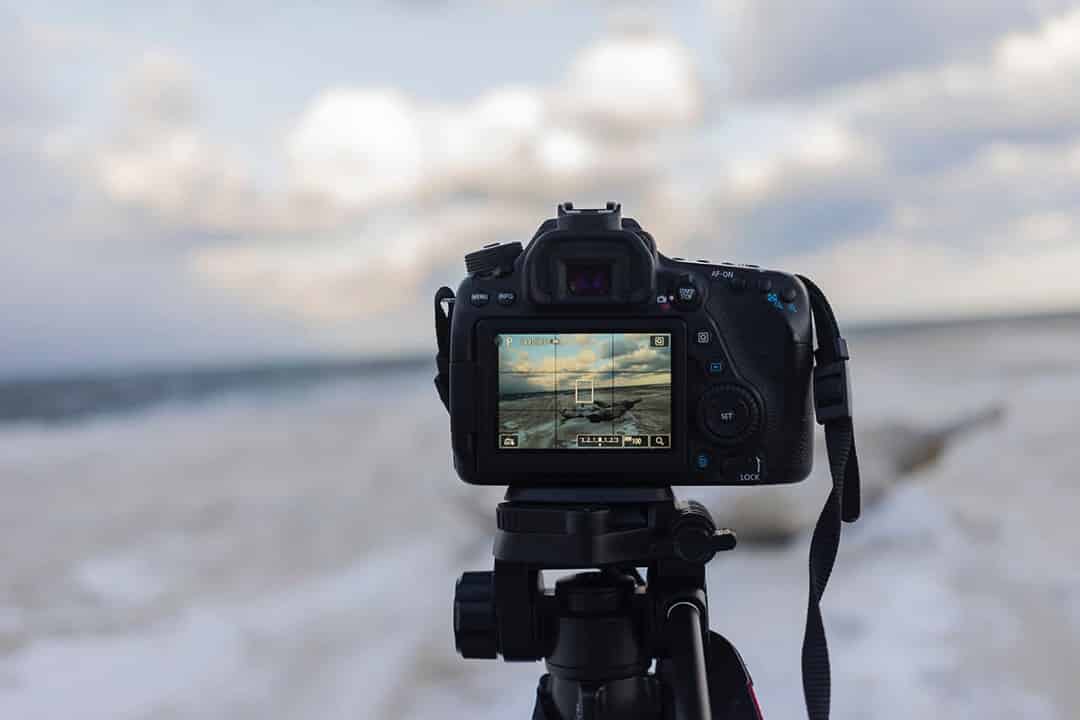 Afbeelding voor Hoe vind je jouw stijl in fotografie: de beste tips | 1jv-pkkpRJaDLVh6lxCrohA-DzTechs