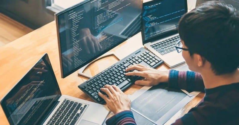 Siber güvenliği bütçe dahilinde uygulamanın uygun maliyetli yollarının görüntüsü | 1Htc9q00jEvwBjuNf8KZb_A-DzTechs