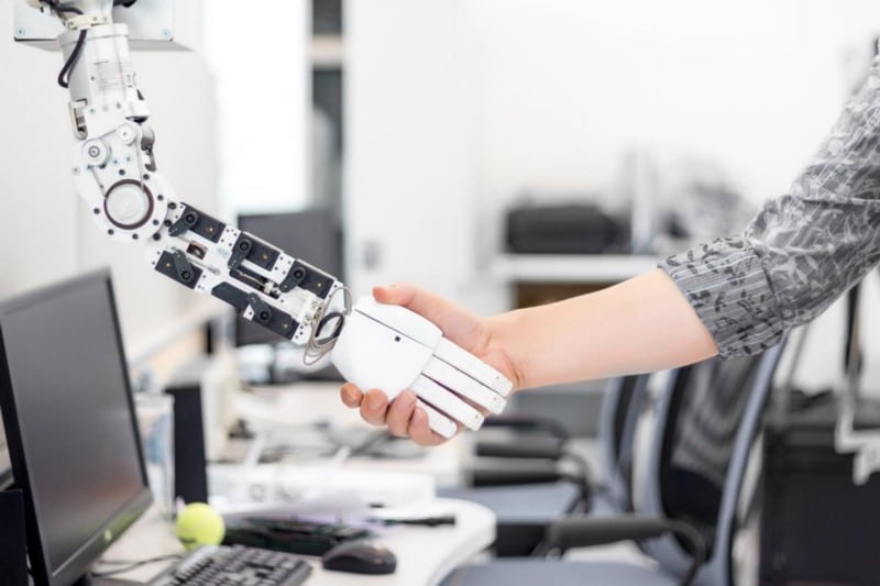 Immagine delle ragioni per cui l'intelligenza artificiale non può sostituire l'uomo sul lavoro | 1CXSVf5PwND5WJbJsmgYCdA-DzTechs