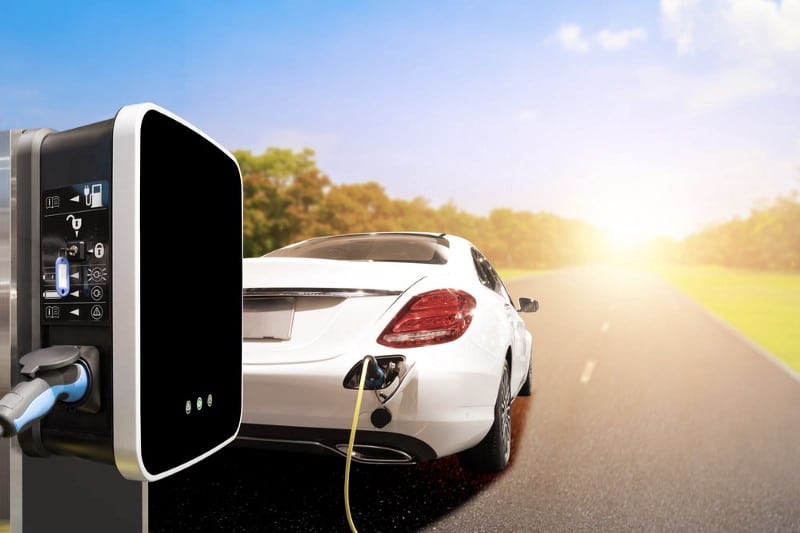 Immagine di Le auto elettriche sono davvero sicure? | 1CtkX_dfmUo3wszP_QoFrNg-DzTechs