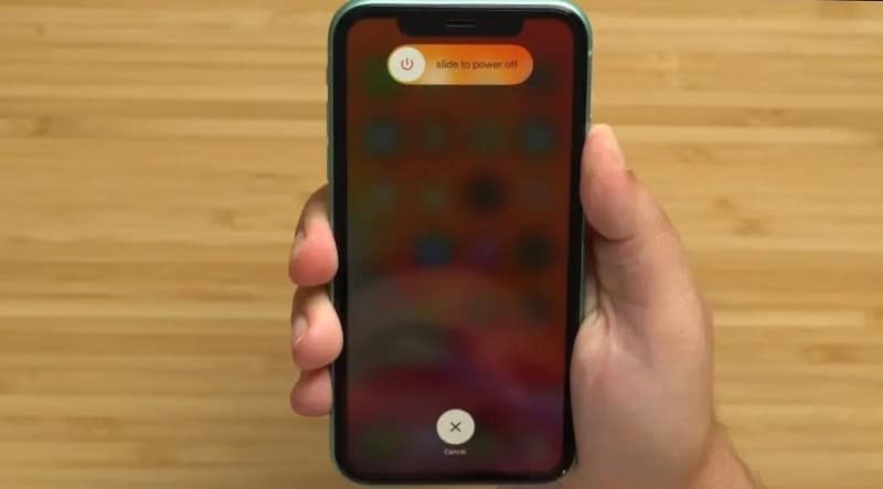 Bild: So führen Sie einen Soft-Reset Ihres iPhones durch | 1X74cIobCkd-bBPntmfazA-DzTechs