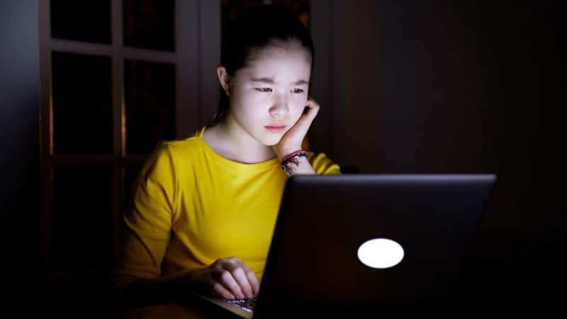如何在遠距工作中應對網路霸凌的圖片 | 1QxpMX7x3cW8yUdWmJV3tOg-DzTechs