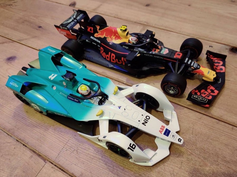 Immagine di un confronto tra Formula 1 e Formula E: quale è più veloce? | 1N-vomy8Cbo6qfP6iIK1zLw-DzTechs