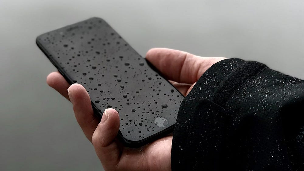 Obraz objawów wskazujących na uszkodzenie iPhone'a przez wodę | 1EGdyPuJ-rP20C214AFprwQ-DzTechs