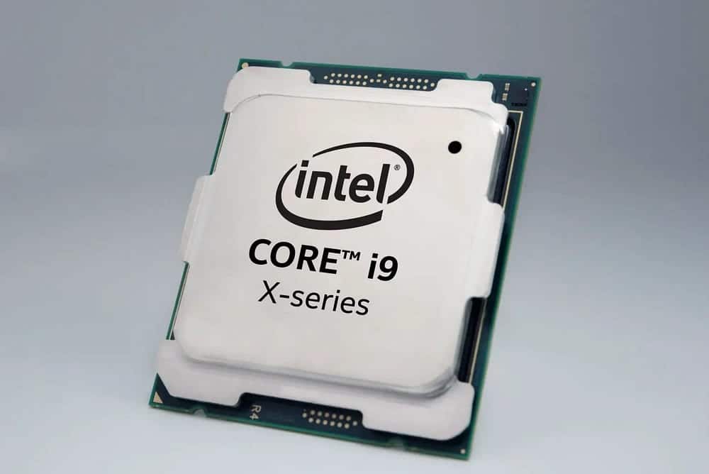 Spiegazione dell'immagine per i processori Intel: cosa sono i core di efficienza (E-Core) e i core di prestazioni (P-Core)? | 1x5o5kOPVl0X4R7bgJg9puA-DzTechs