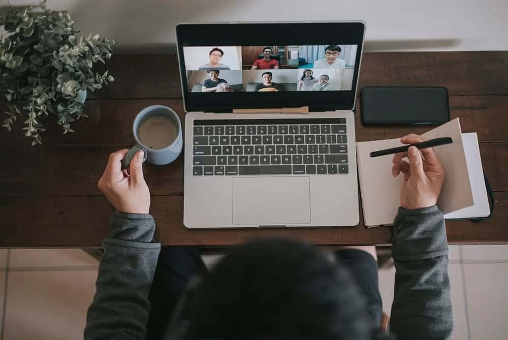 Afbeelding van de essentiële tools die u nodig heeft om uw online vergaderingen productief te maken | 13MMtTtUCIOtX2wc_7EYj9A-DzTechs
