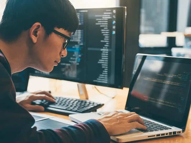Un'immagine dei lavori tecnici che saranno più richiesti in futuro 1ENgVYeux5DphO-j85KJ9Ww-DzTechs