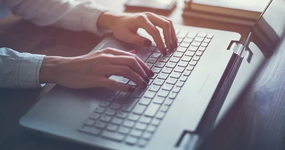Immagine di come risolvere l'errore "Per eseguire questa applicazione, è necessario installare .NET Core" su Windows | 1Nv7ZVWZJdXFLGHPGn_5YaA-DzTechs