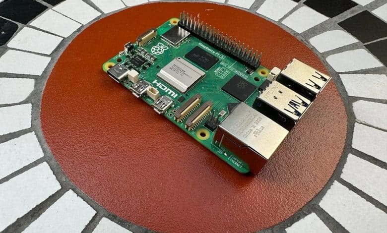 升級到 Raspberry Pi 5 之前你需要知道的一切:你可能會遇到的缺點 | 1-lcS8rrBa4-LWY6Y_Fq9nw-DzTechs