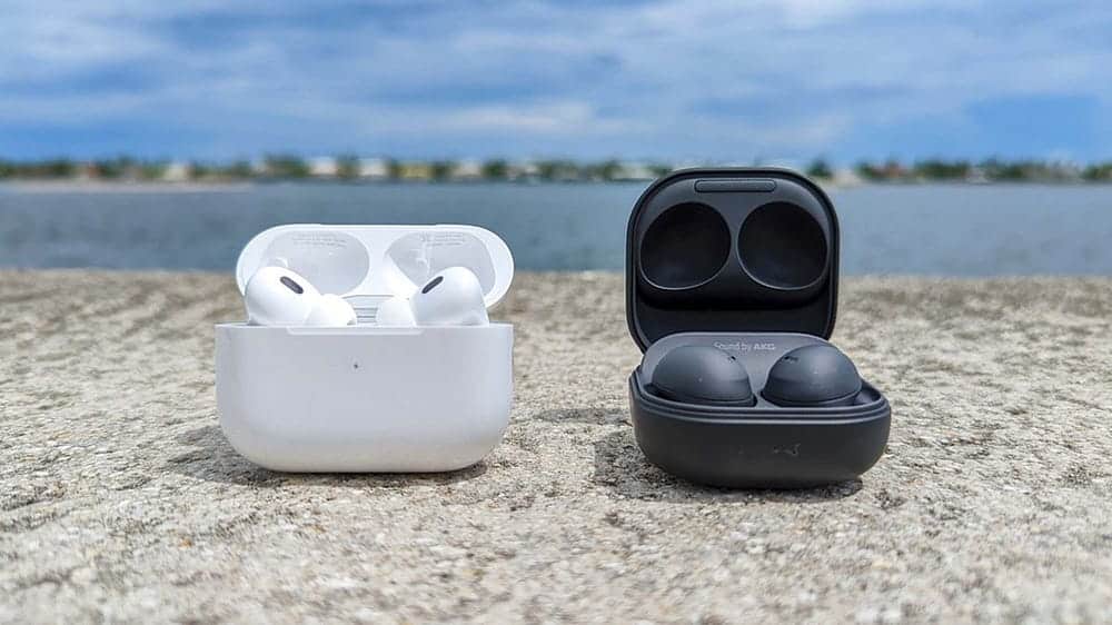 Un'immagine di un confronto tra AirPods Pro 2 e Galaxy Buds2 Pro: Scopri i migliori auricolari wireless adatti a te | 1fhVuiAlchPAdgI7D0GWRXQ-DzTechs