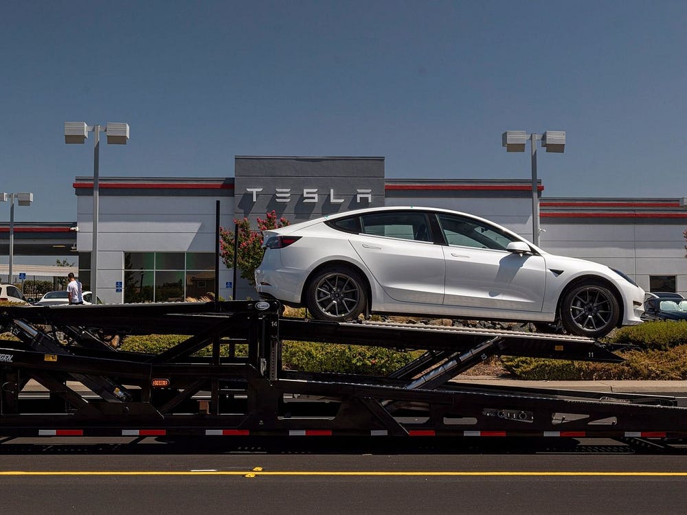 Immagine di Vale la pena comprare una Tesla? Vedi i vantaggi e gli svantaggi 1uHRWkMyNTGHGhibO1hhscA-DzTechs