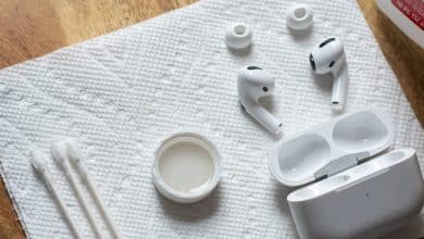 Изображение лучших способов безопасной и эффективной очистки AirPods | 1FiC6A8IpVA1pAkrFasPEfg-DzTechs