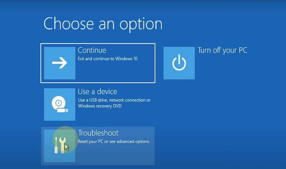 Abilita l'account amministratore integrato e nascosto utilizzando l'ambiente ripristino Windows